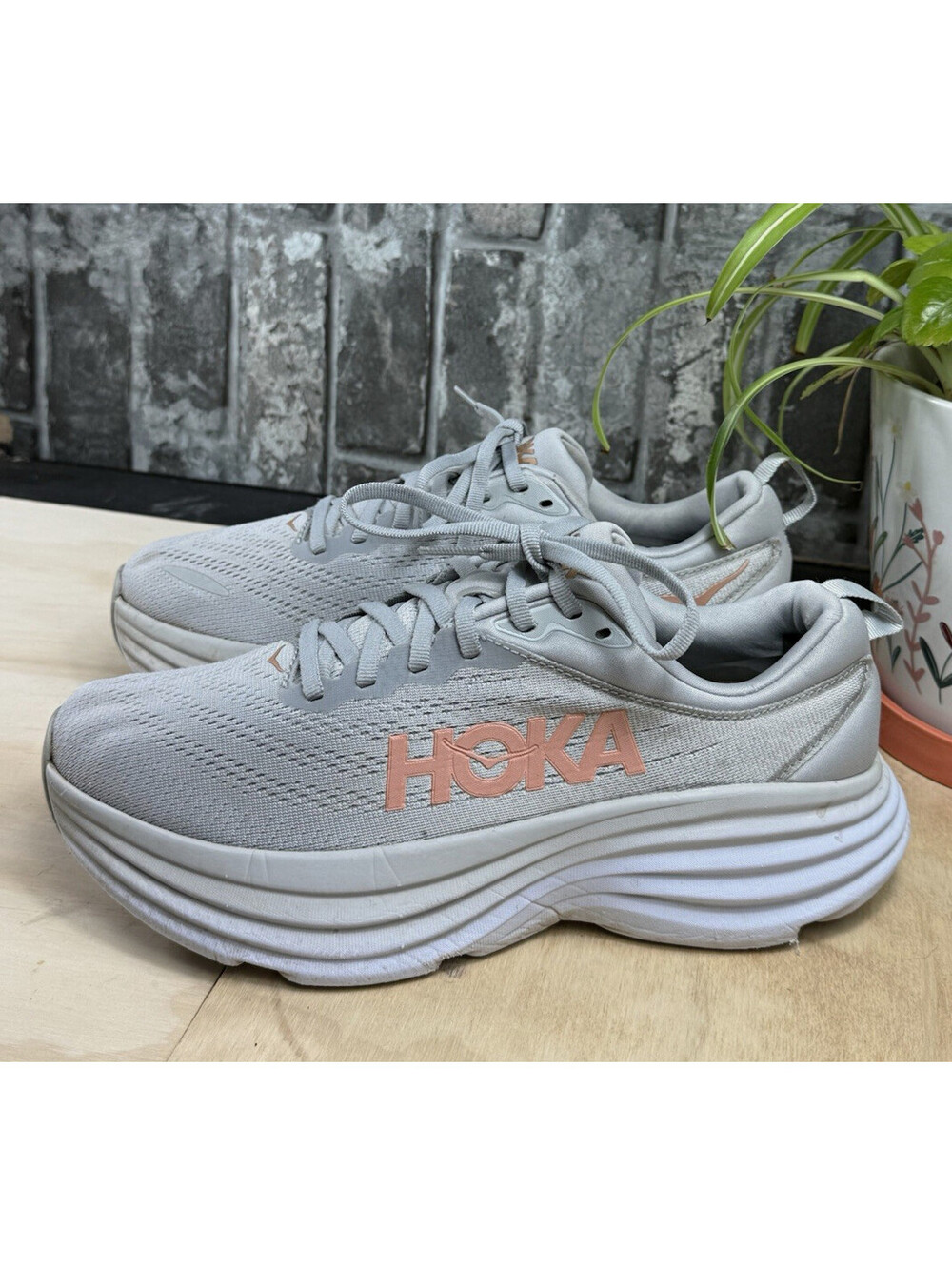 HOKA ONE ONE Bondi 8 Women's Running Shoes Breathable Mesh Gray/Pink US 8.5B